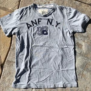 Authentic Abercrombie&Fitch t-shirt, size L